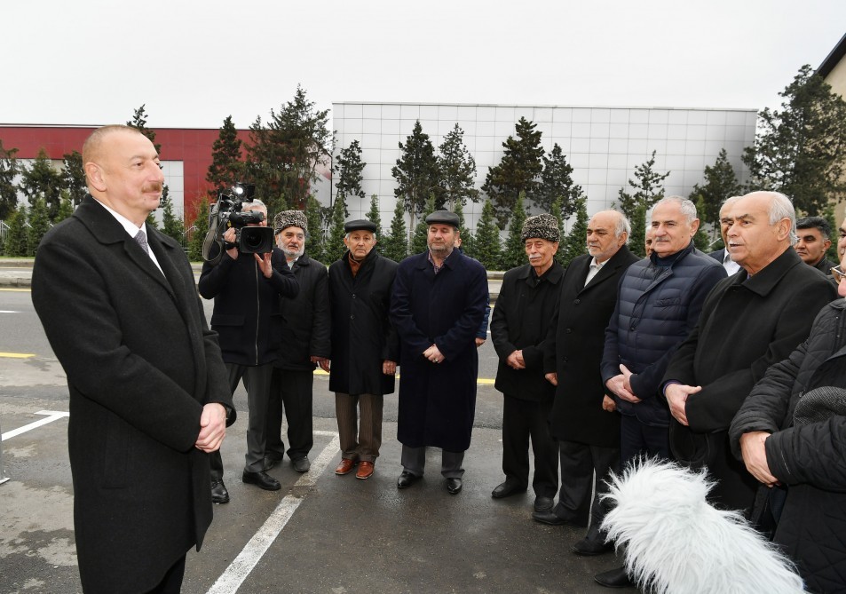 prezident-butun-qesebelerde-daxili-yollar-temir-olunacaq-berpa-edilecek